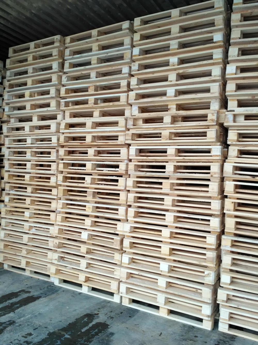 Паллеты и поддоны